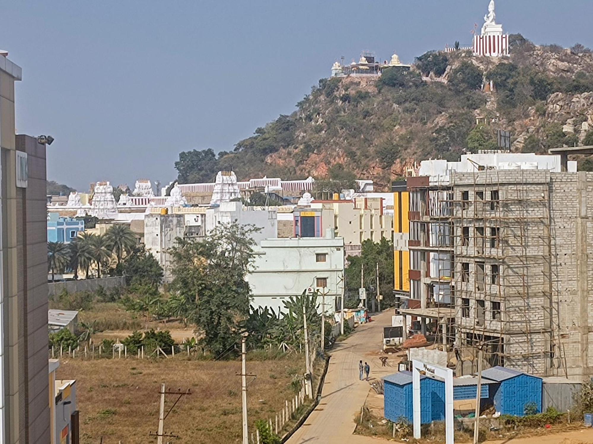 Villa Mgr Residency Srikalahasti Esterno foto